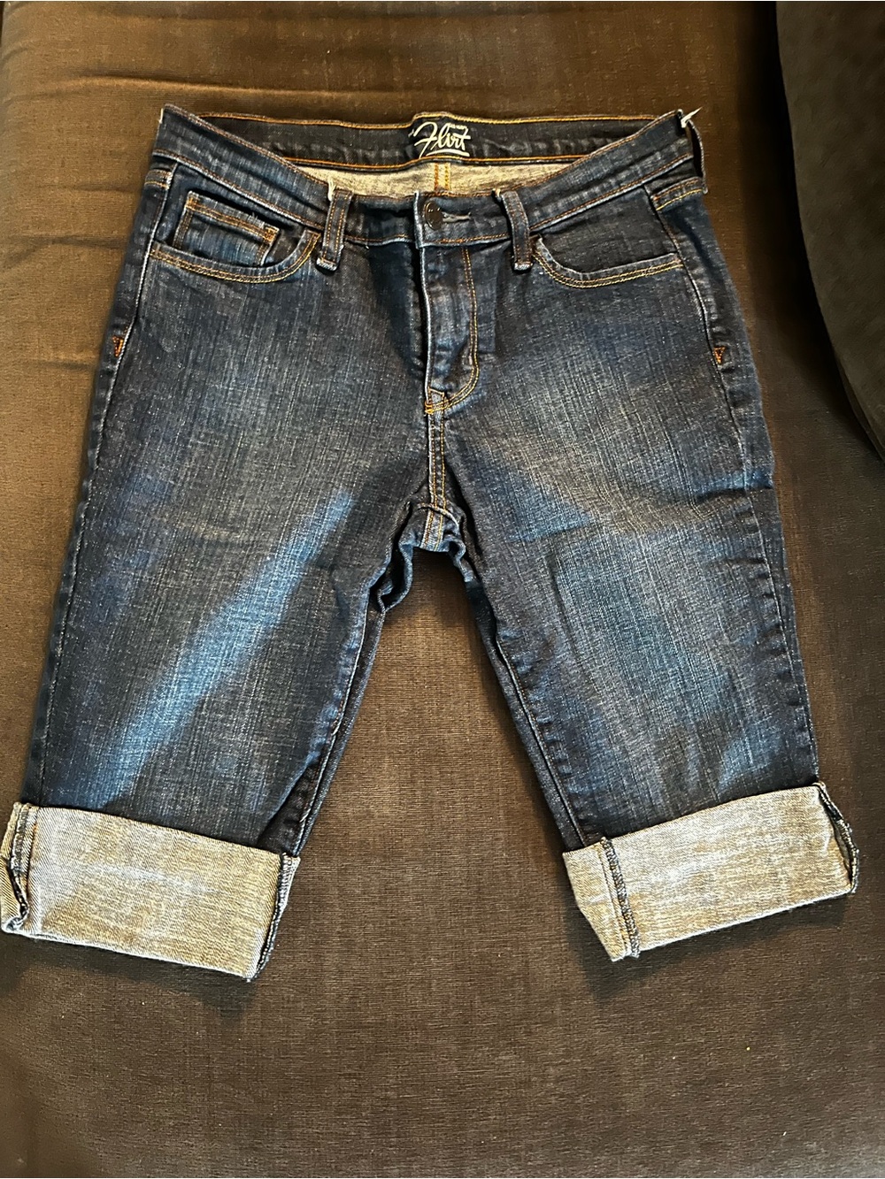 Old Navy "The Flirt" Denim Bermuda Shorts Cuffed Dark Wash Size 6